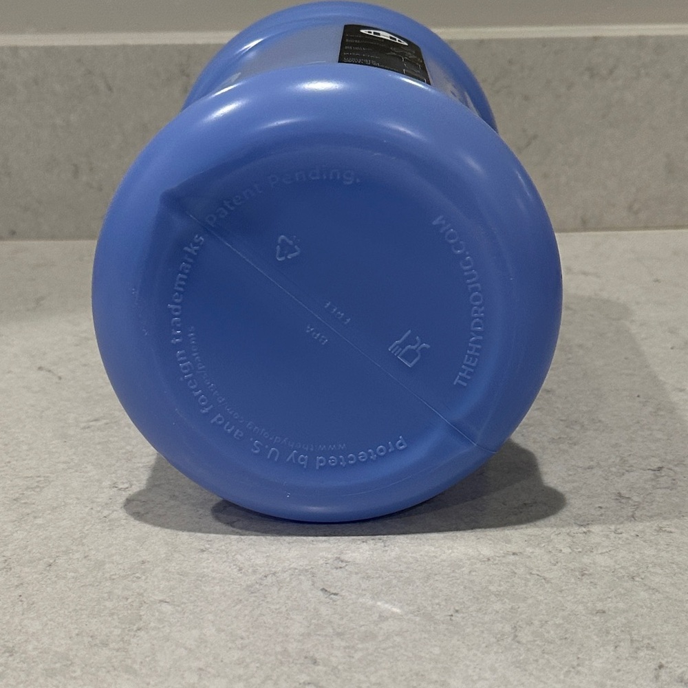 HydroJug Light Blue Water Bottle LE, Sold Out Color - Picture 6 of 6